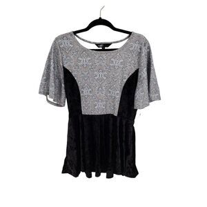 LuLaRoe Elegant Womens Emma Peplum Top Bell Sleeve Black Silver Sparkle Size S